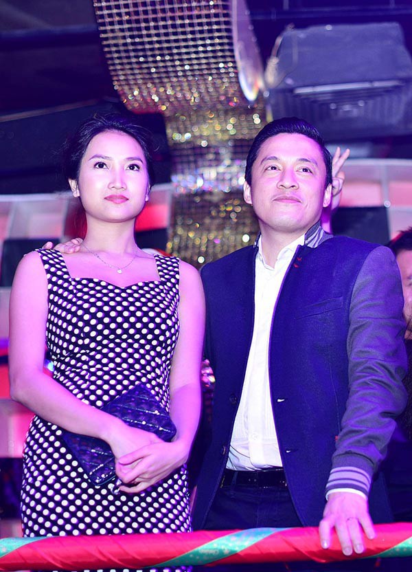 Nhan sắc vợ 9x của Lam Trường sau khi sinh con đầu lòng